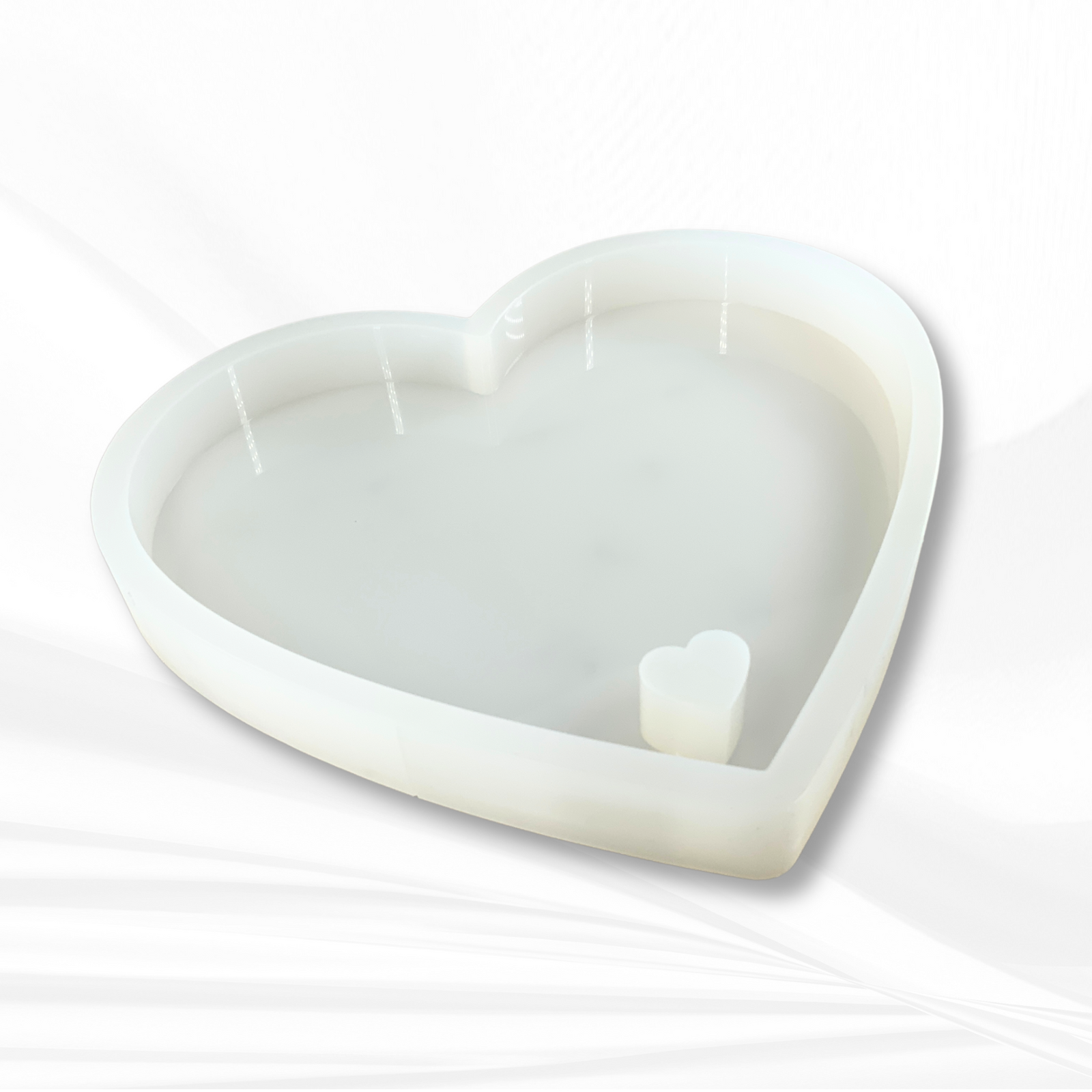 13"x 11.5"x 1.25" Heart Charcuterie Board Silicone Mold - Serving Board Mold