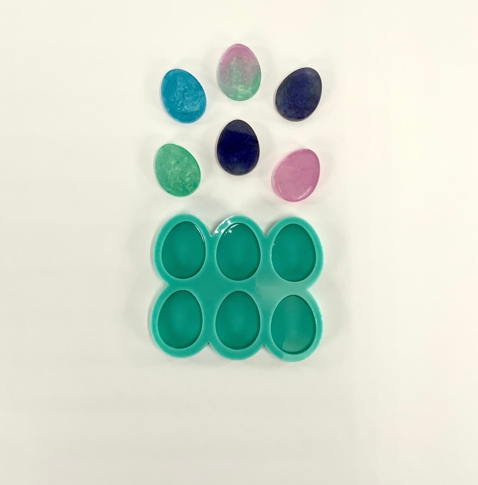 Egg Silicone Mold | 1.75”x1.5”x.25” | Keychain Mold, Magnet Mold, Easter Mold