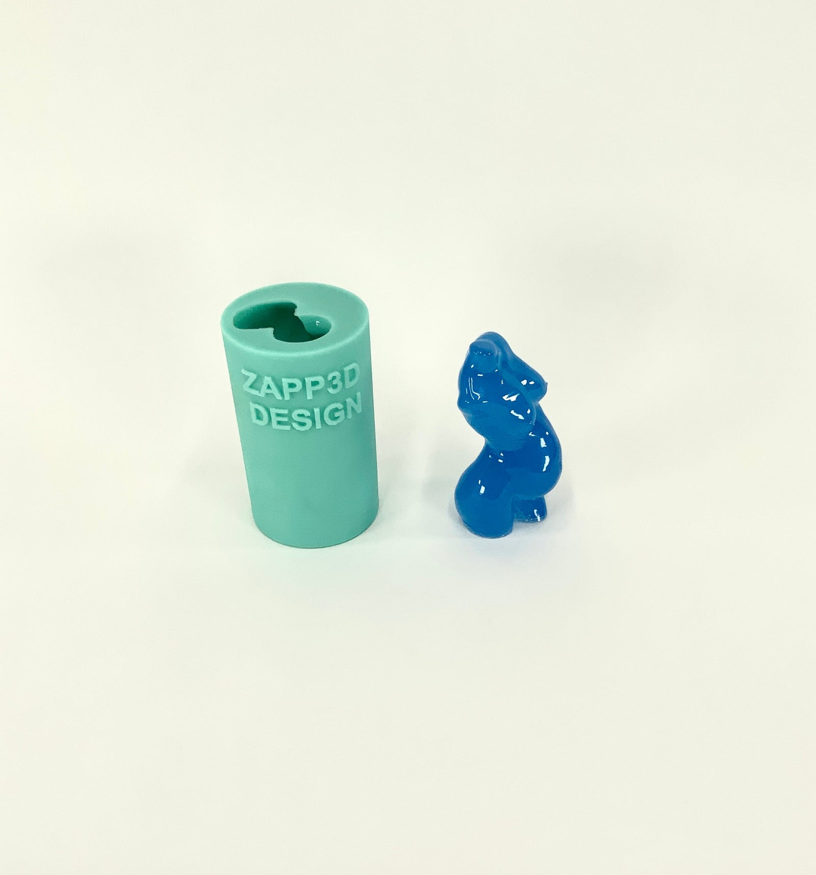 Pregnant Torso Body Shape Mold for Resin