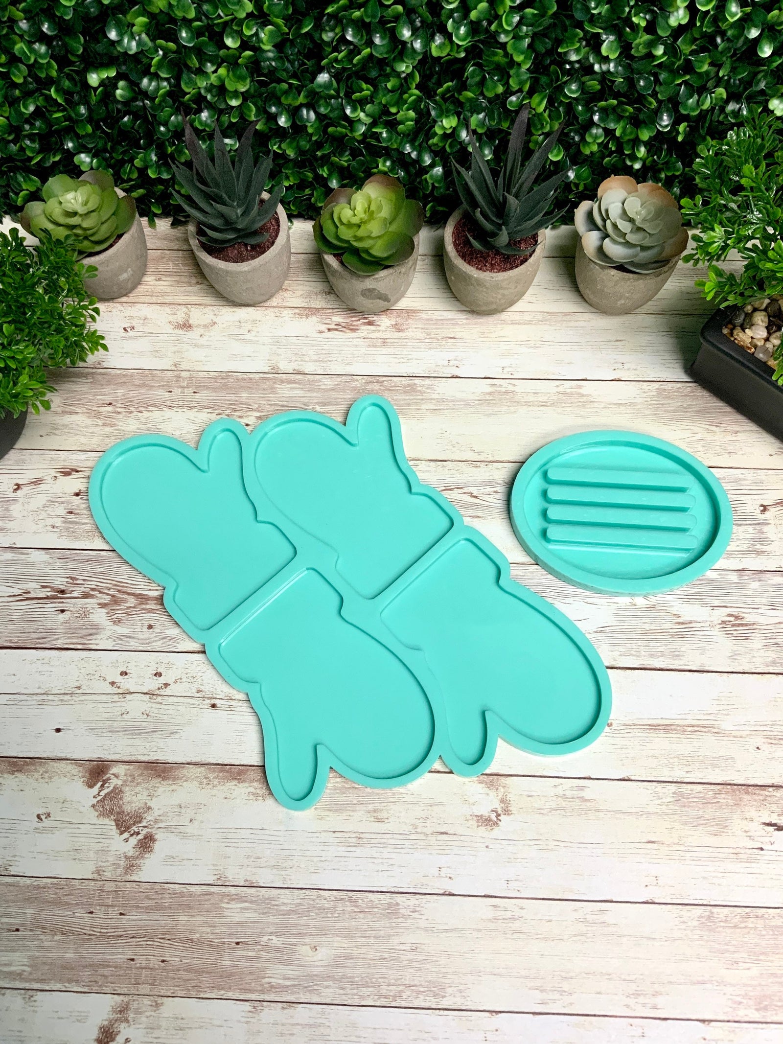 Mitten Coaster Set Mold