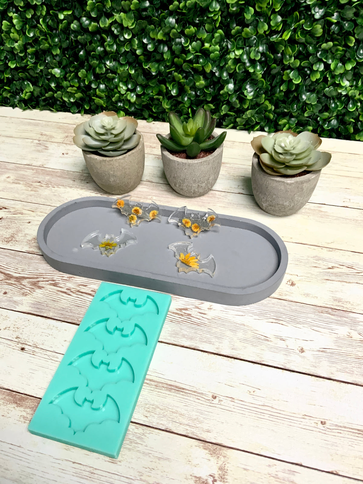 Bat Mold | 2"x1.25"x.25" | Keychain Molds, Hairclip Mold, Magnet Mold, Halloween Mold