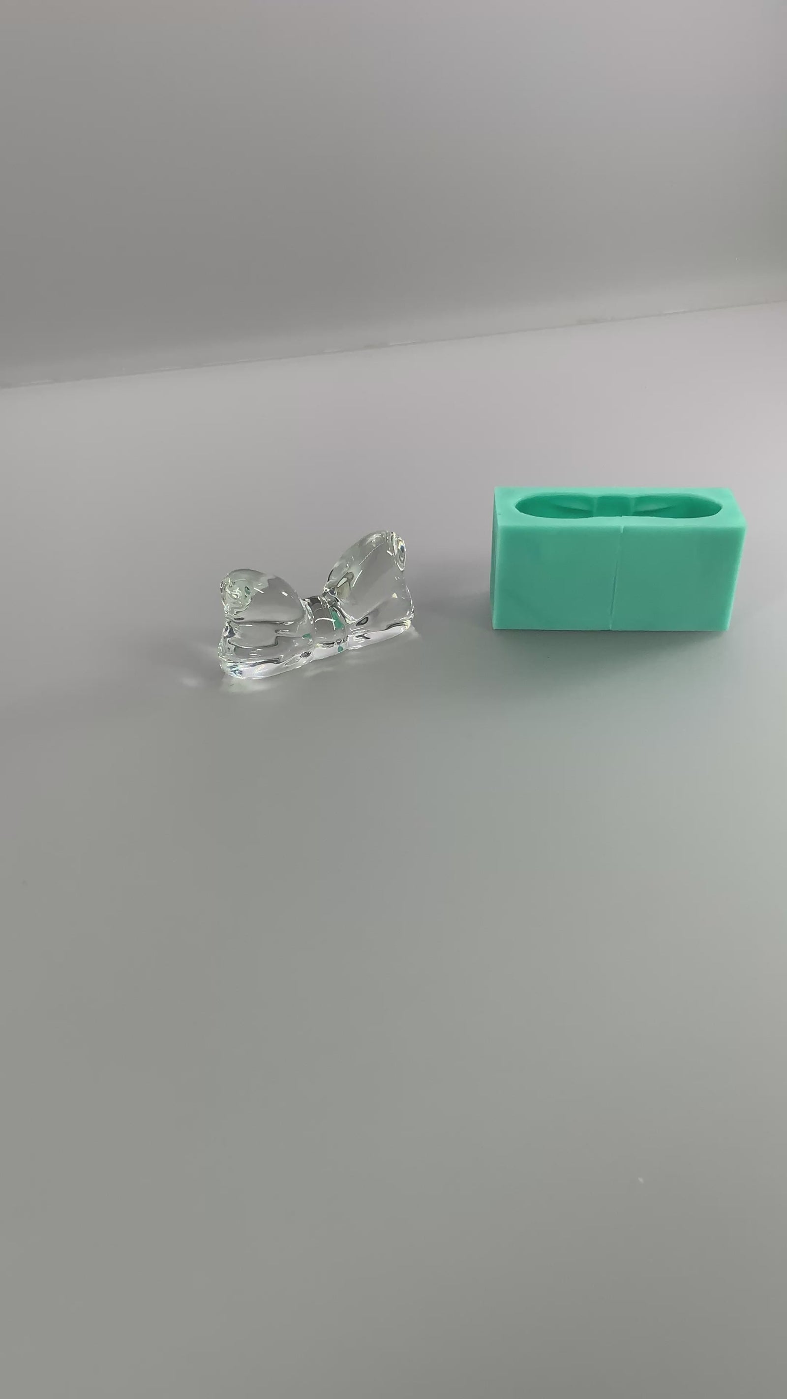 Bow Silicone Mold - Free-Standing Display Mold for Resin