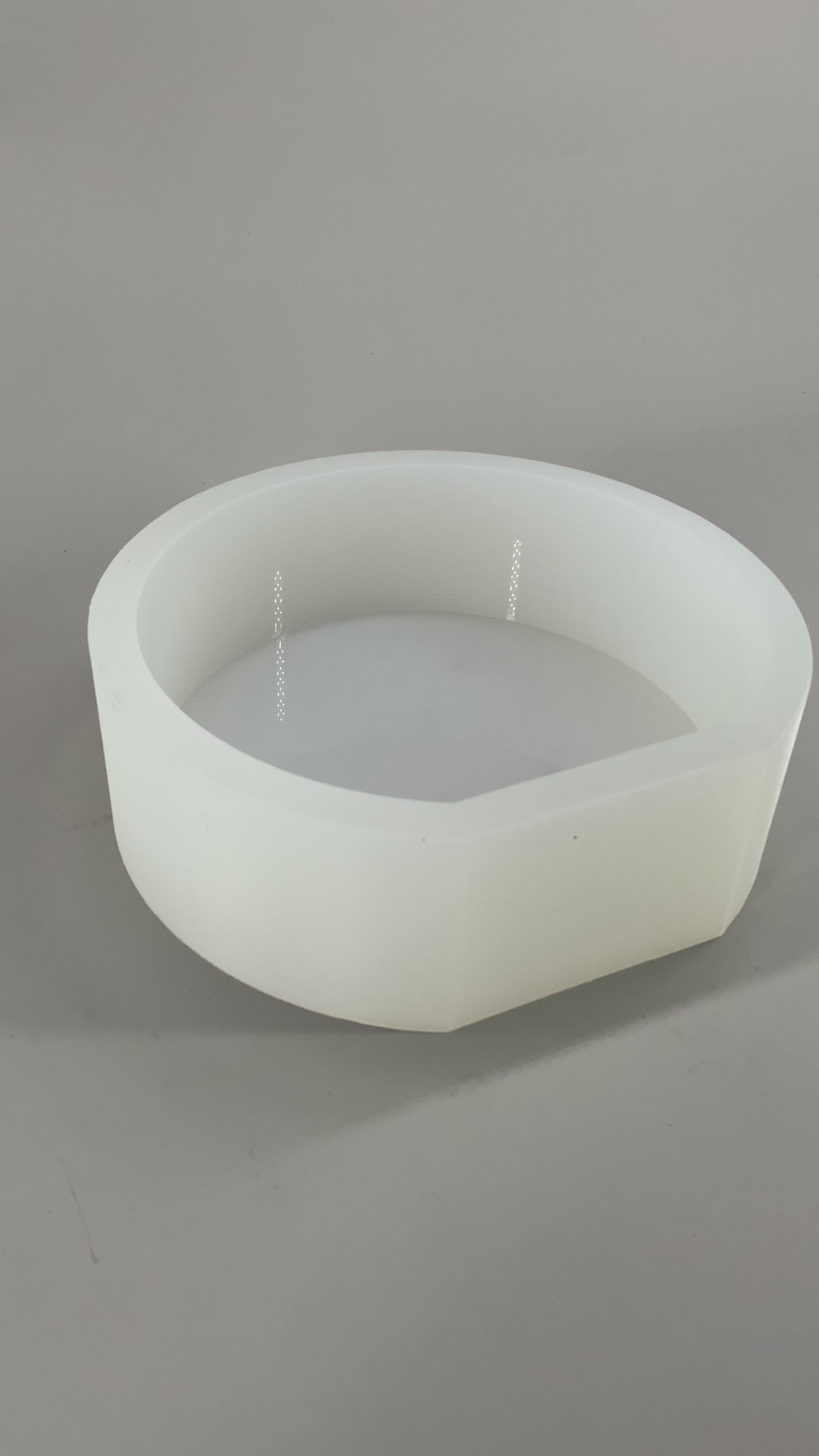 Deep Standing Round Mold | 5", 7", 9" |