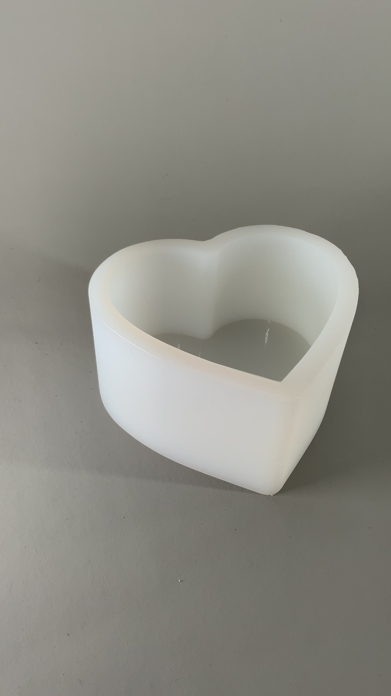 5” Deep Heart Silicone Mold