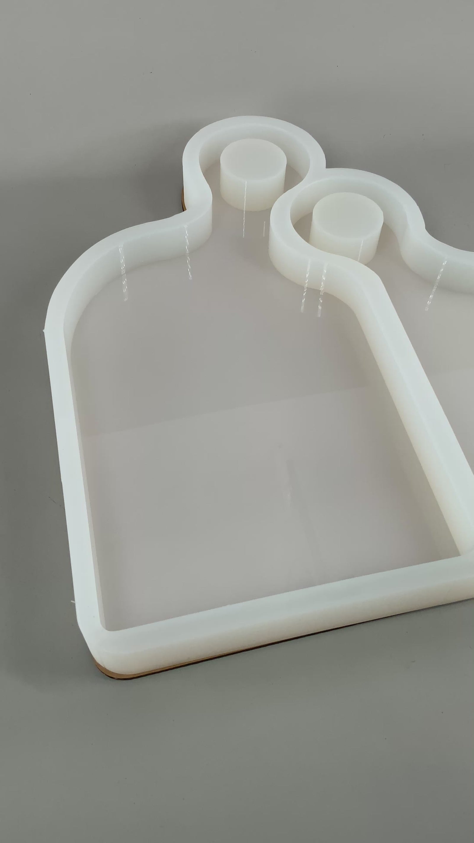 17" X 17.5" x 1.25" Romeo & Juliet Nesting Serving Board Set Silicone Mold - Nesting Charcuterie Mold