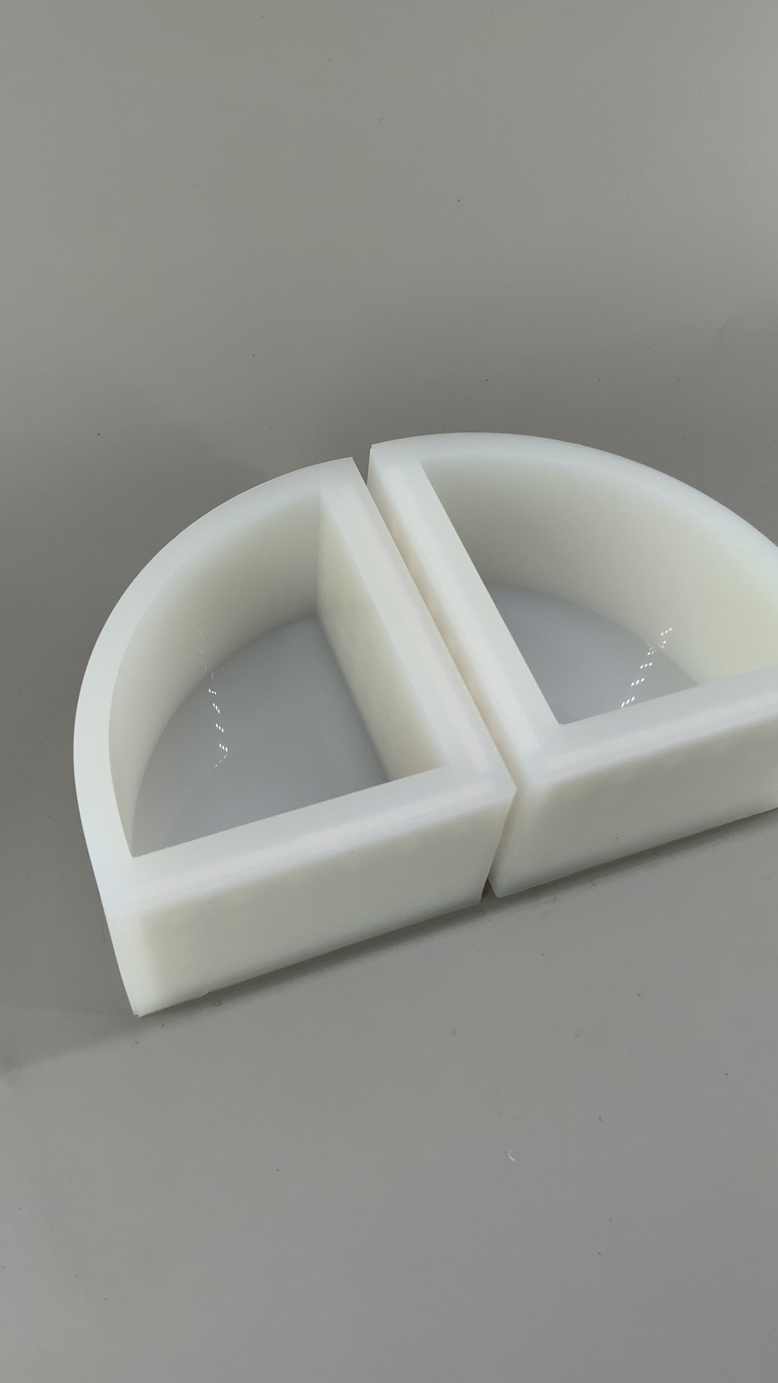 5" X 7" Deep ROUNDED Bookend Mold