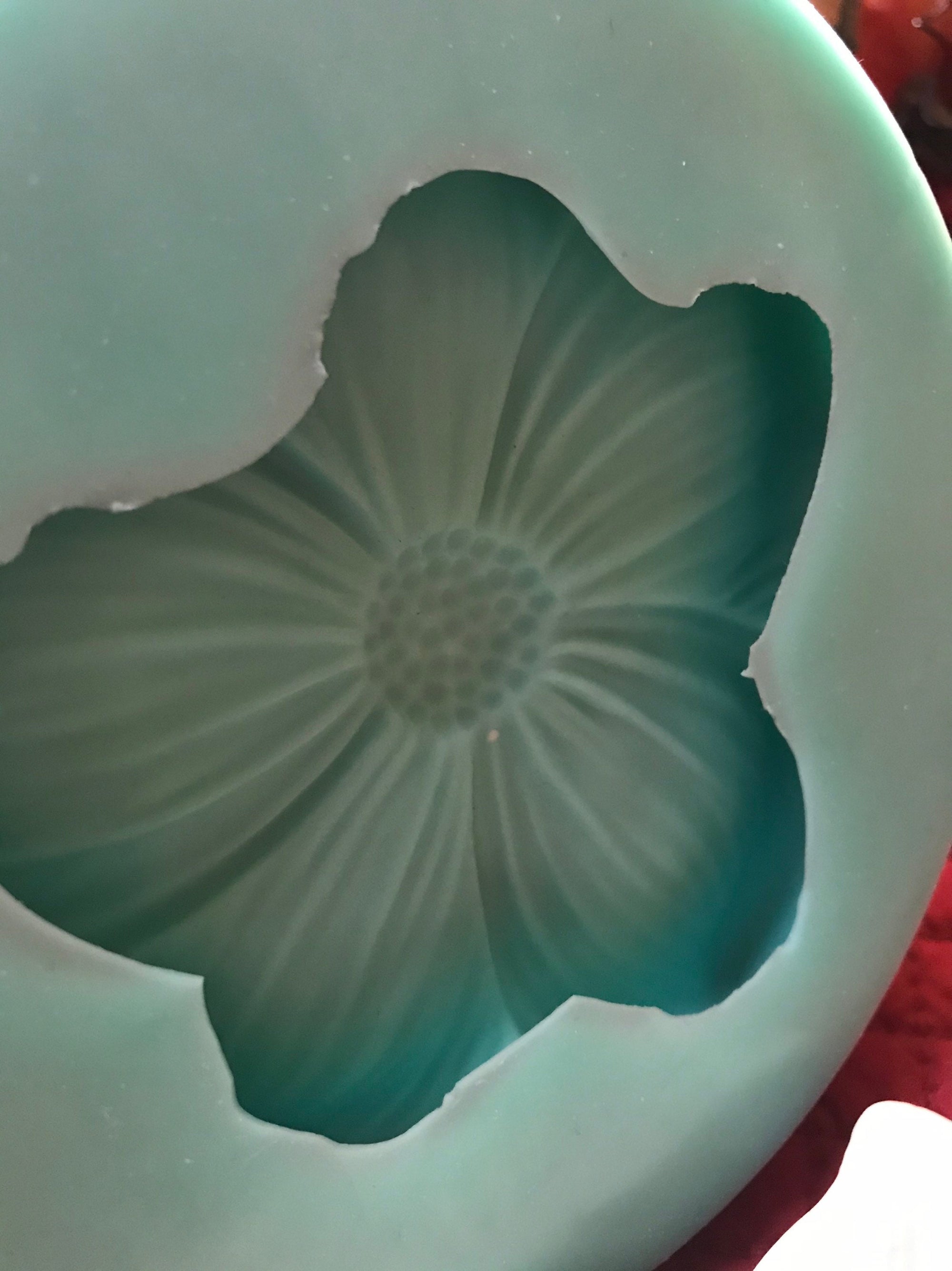 Flower Petal Dish with Butterfly Silicone Mold for Resin Crafting