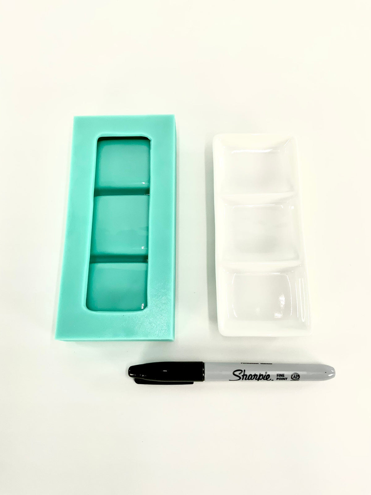 Organizer Dish with 2 Dividers Silicone Mold | 6" x 2.5" |